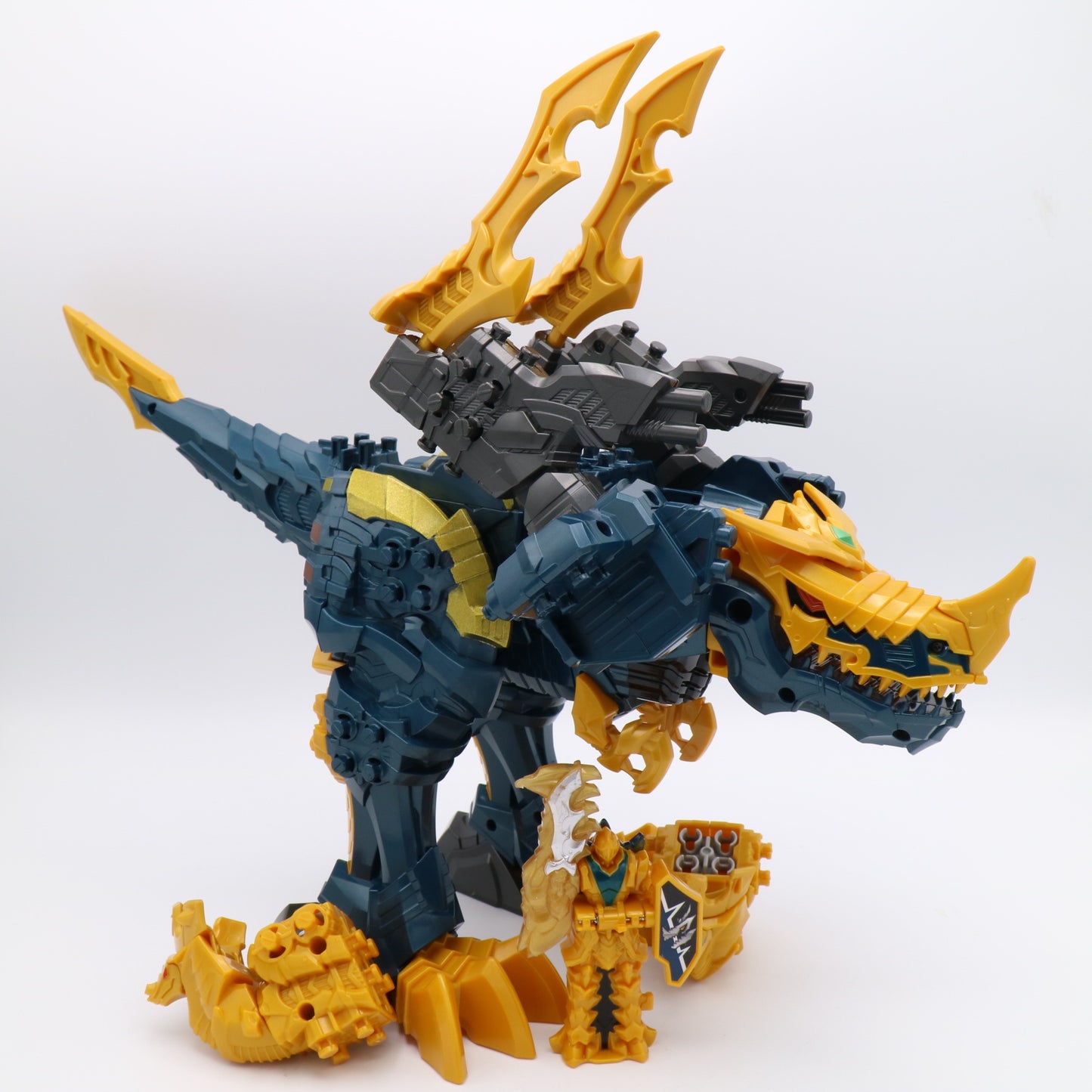 Knightosaur God Megazord/Power rangers Dino Fury
