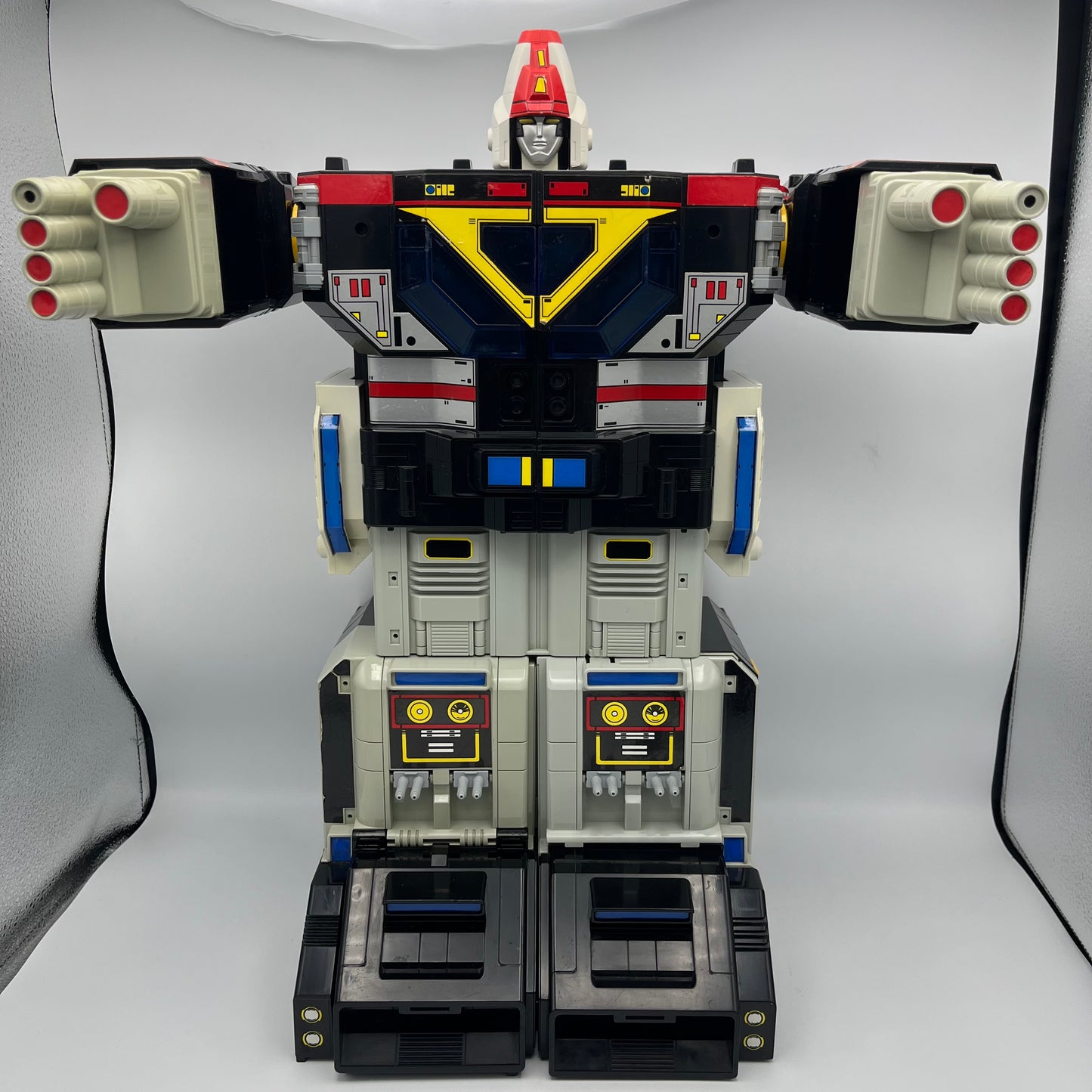 Max Magma Base/Power Rangers Supersonic