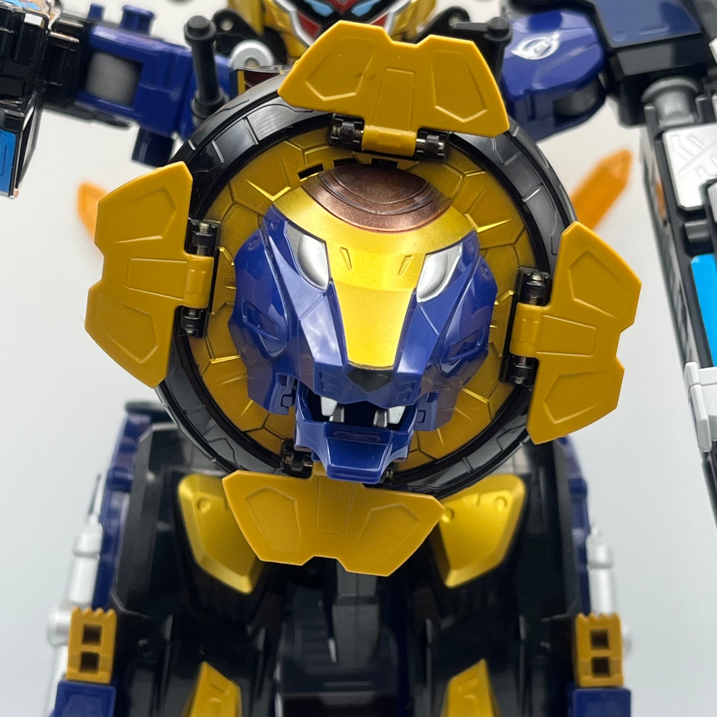 Beast X King Ultra Zord/Power Rangers Beast Morphers