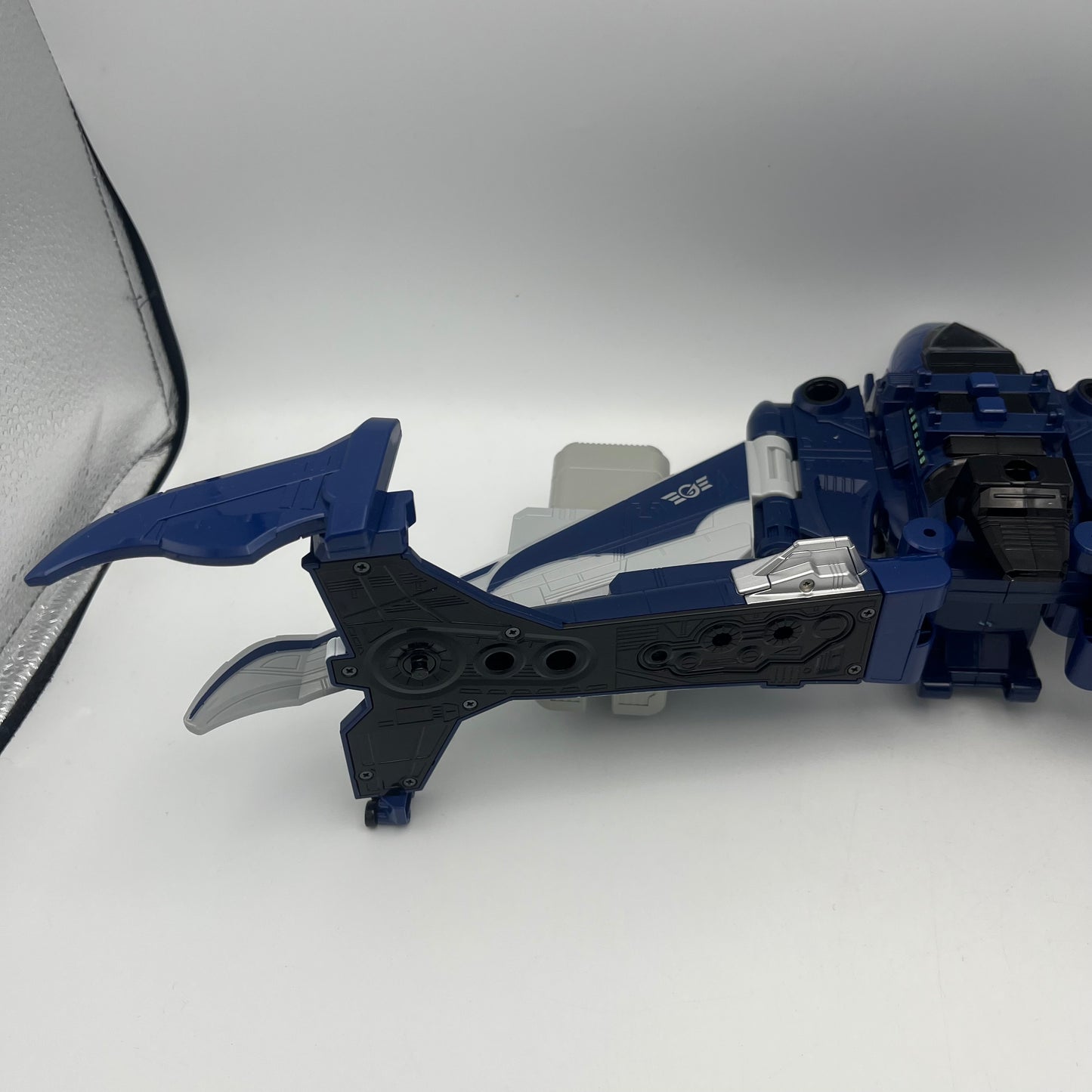 Whale Jumbo Plane zord with Box/Power rangers RPM
