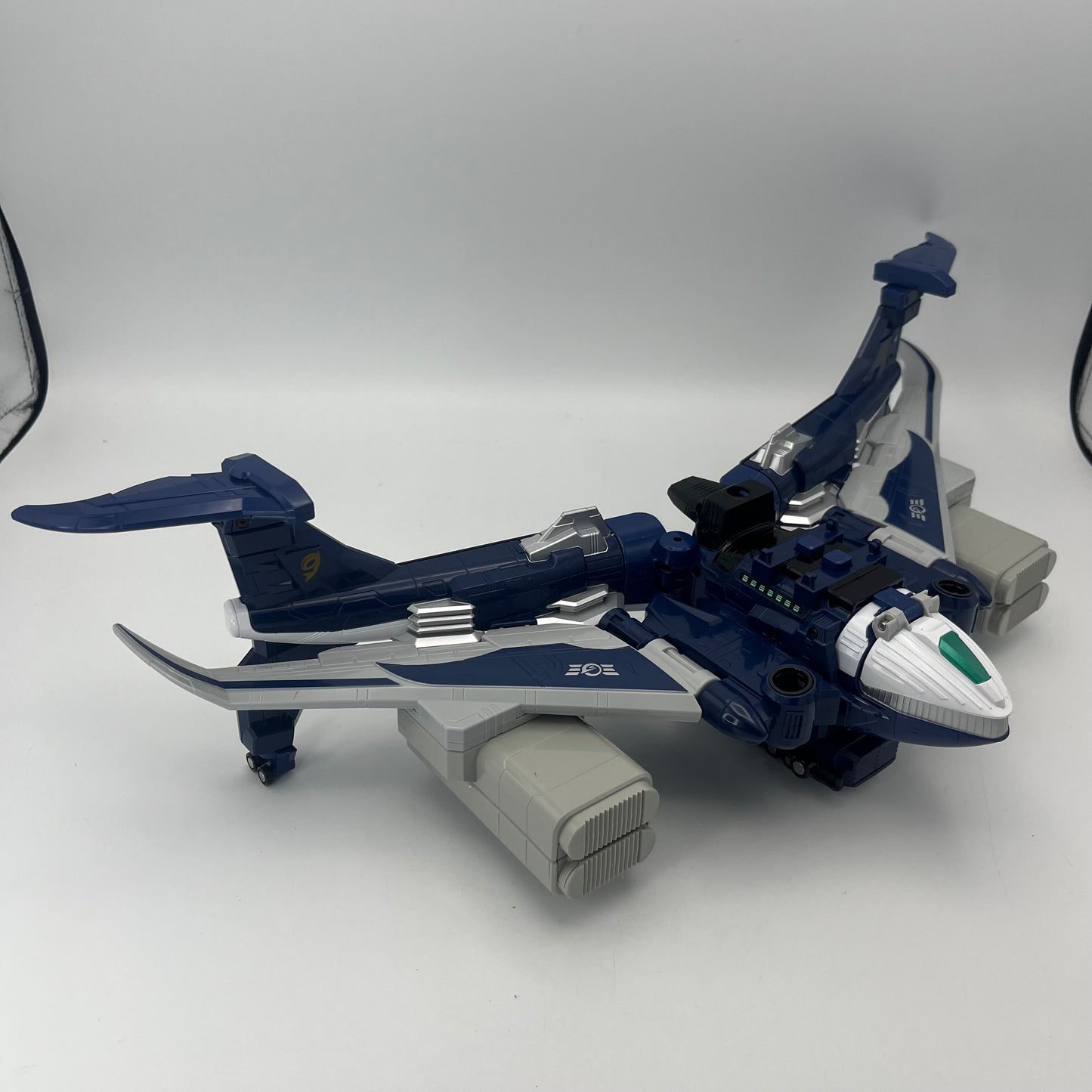 Whale Jumbo Plane zord with Box/Power rangers RPM