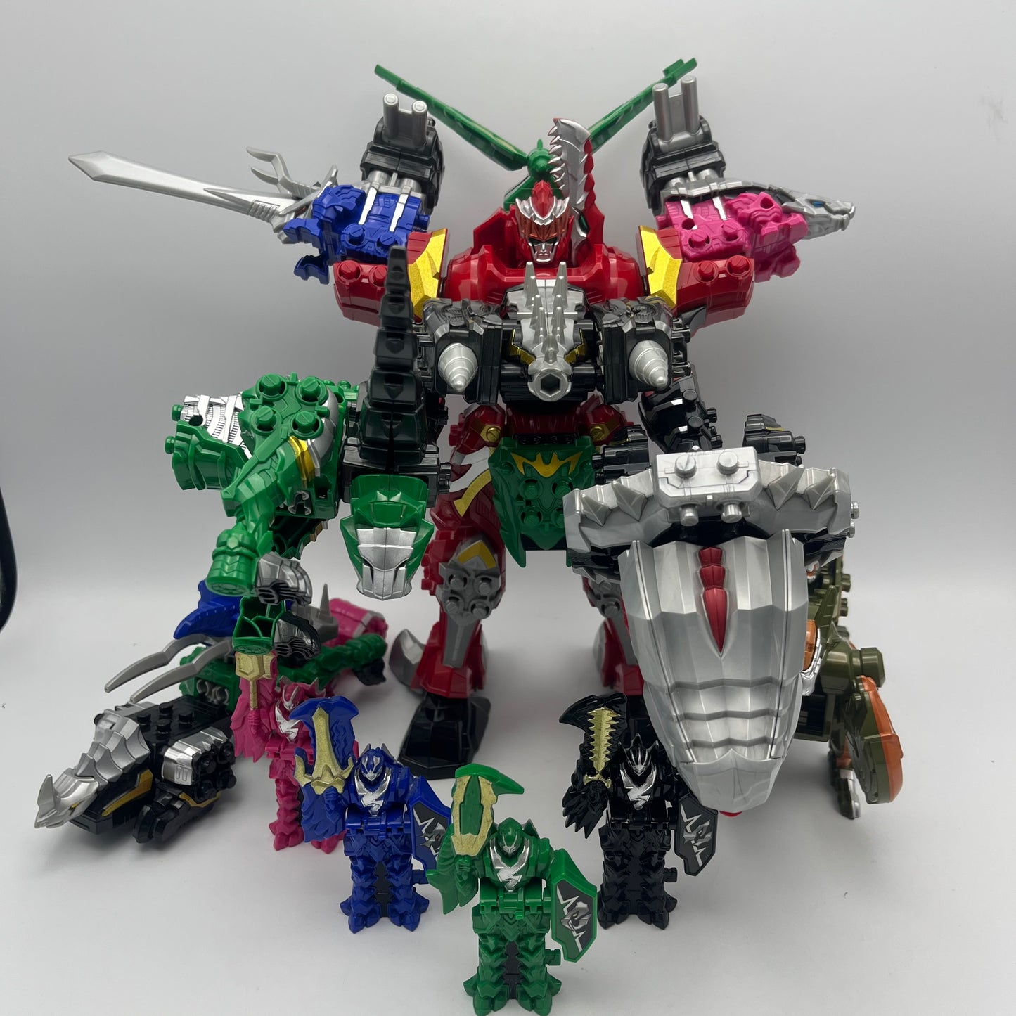 Dino Fury Megazord,Pachygaroo Zord,Key set/Power rangers Dino Fury
