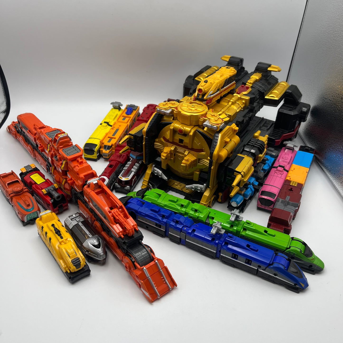 ToQ Rainbow/Ressha Sentai ToQger
