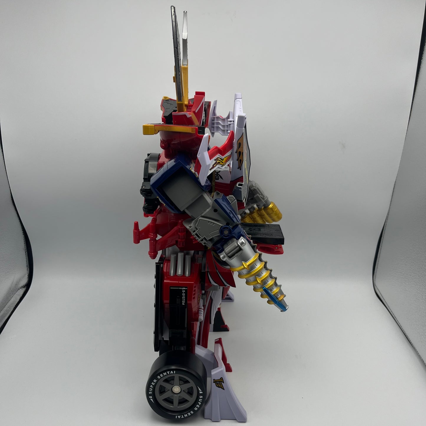Ultimate Legendary Megazord/Super Megaforce