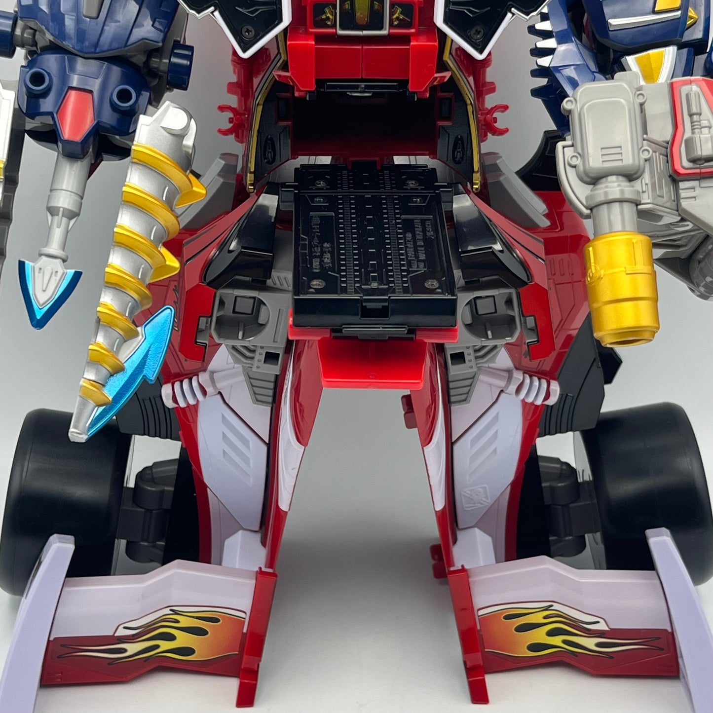 Ultimate Legendary Megazord/Super Megaforce