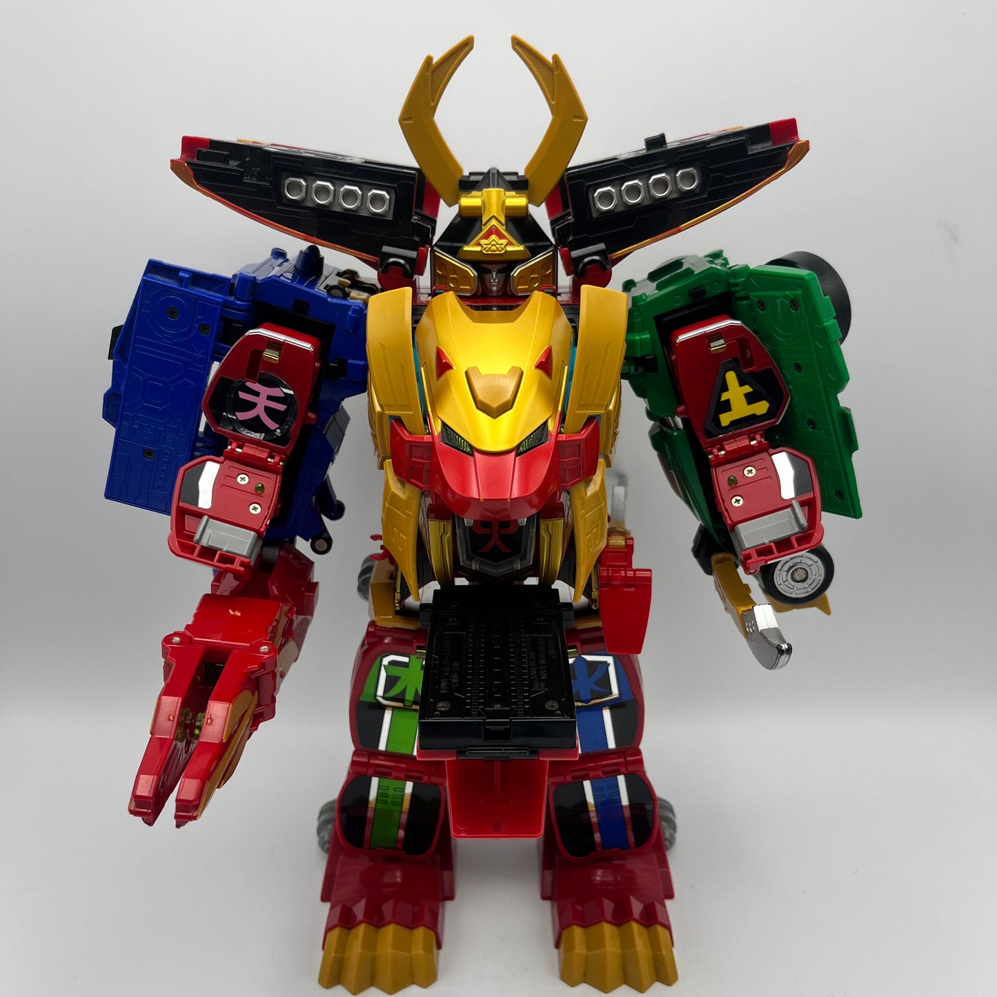 Ultimate Legendary Megazord/Super Megaforce