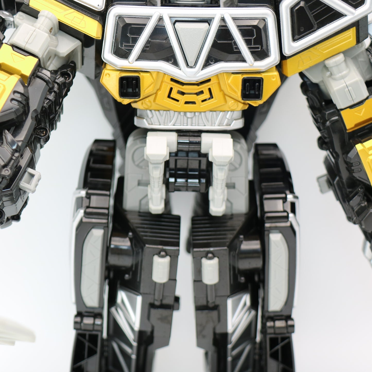 Black Dino Charge Megazord/Power Rangers Dino Charge-Black Kyoryuzin (Kyoryujin) - Japanese Exclusive - Zyuden Sentai Kyoryuger Megazord
