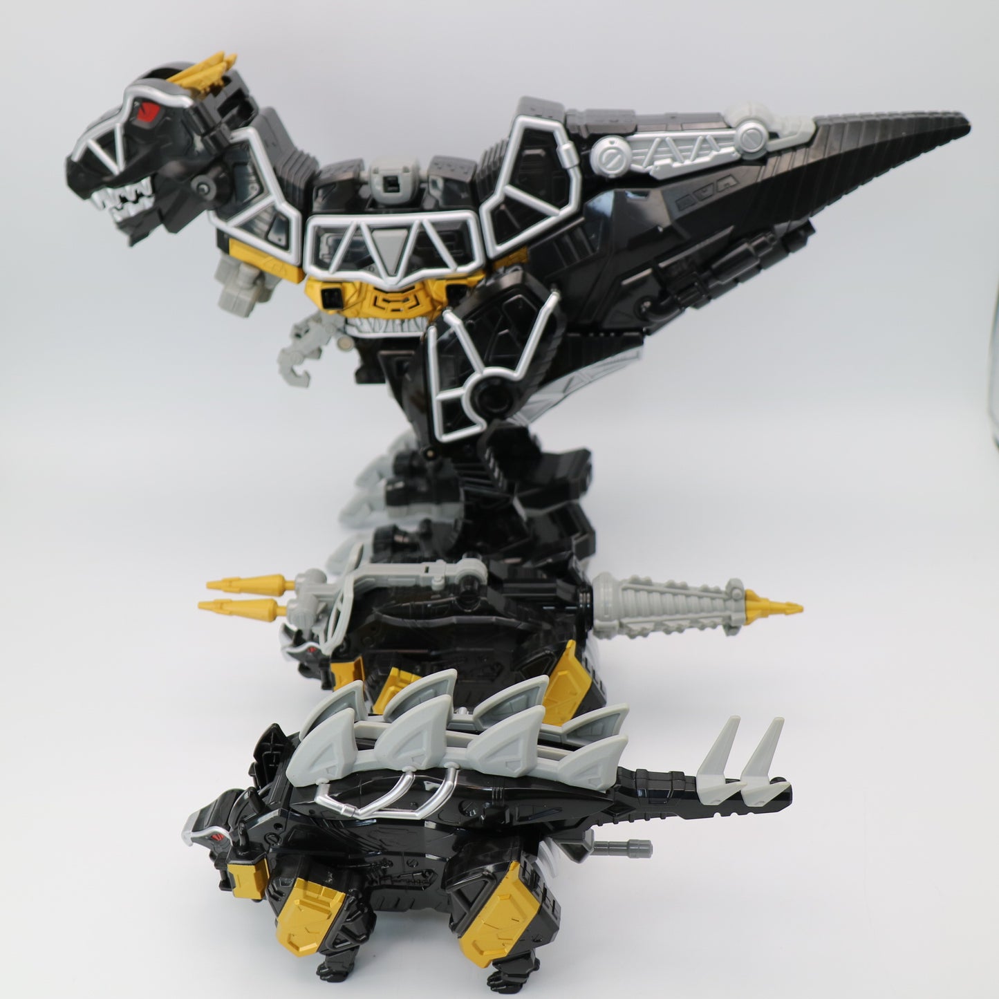 Black Dino Charge Megazord/Power Rangers Dino Charge-Black Kyoryuzin (Kyoryujin) - Japanese Exclusive - Zyuden Sentai Kyoryuger Megazord