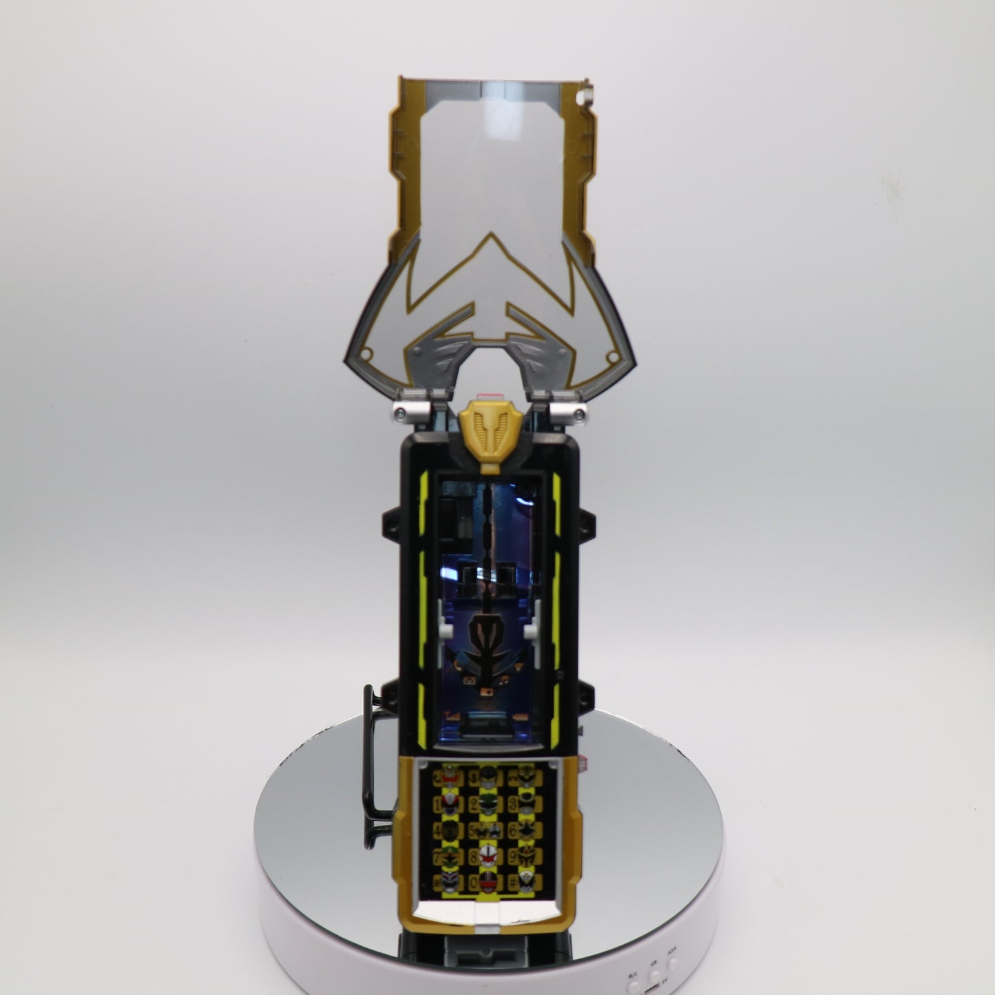 Legendary Silver Morpher Ranger key set/Power rangers Super Mega Force