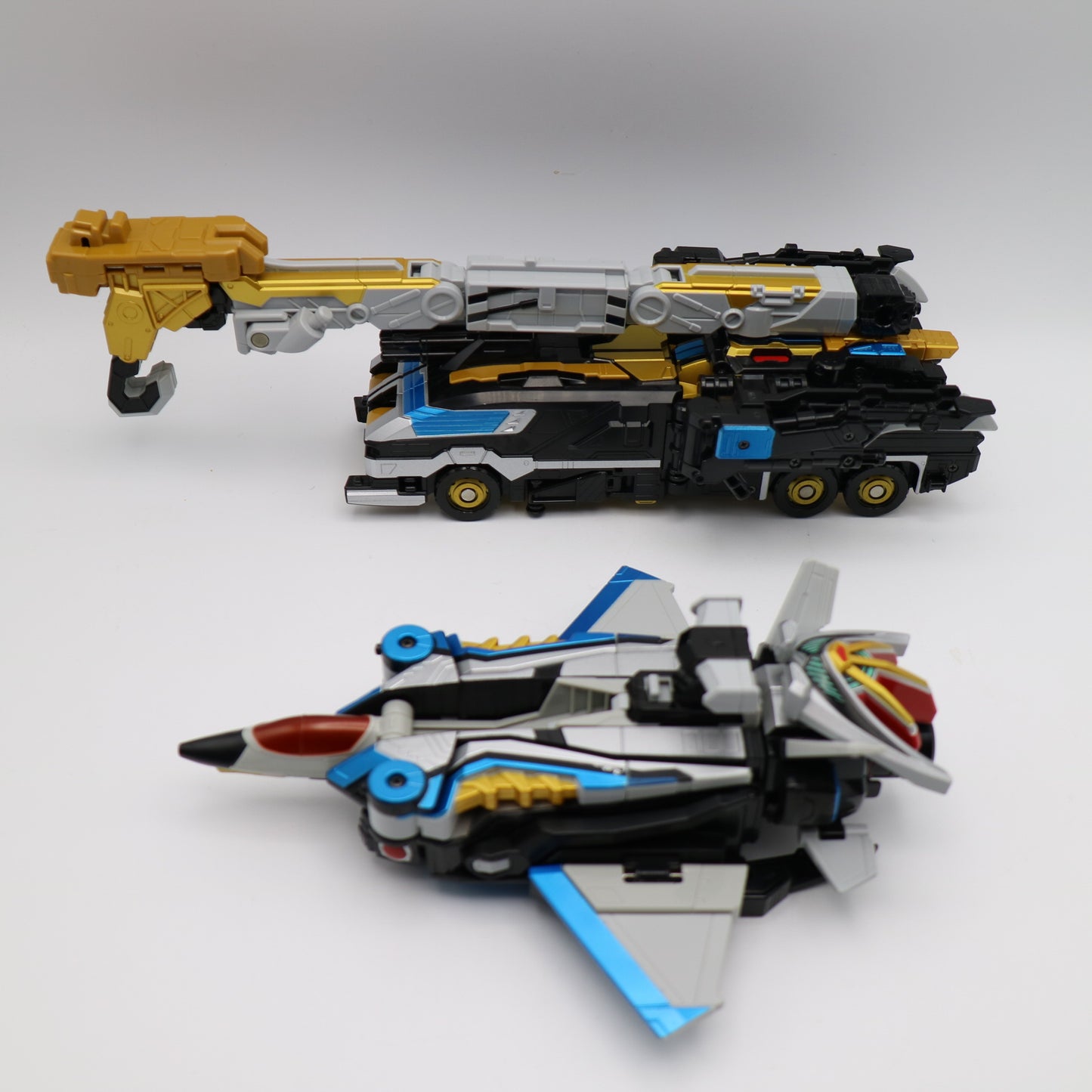 Striker Megazord/Power Rangers Beast Morphers-Japanese ver.Buster Hercules Go-Busters