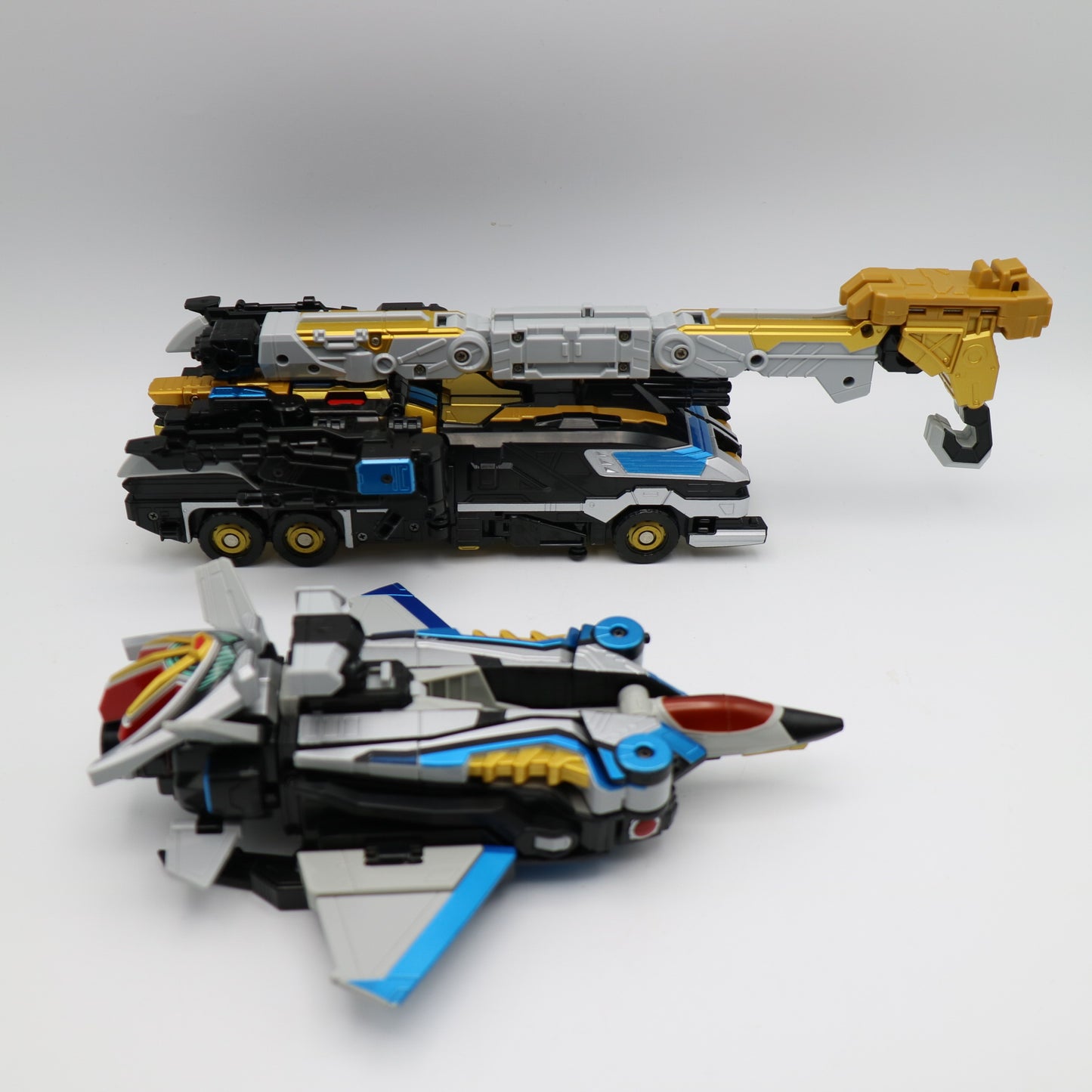 Striker Megazord/Power Rangers Beast Morphers-Japanese ver.Buster Hercules Go-Busters