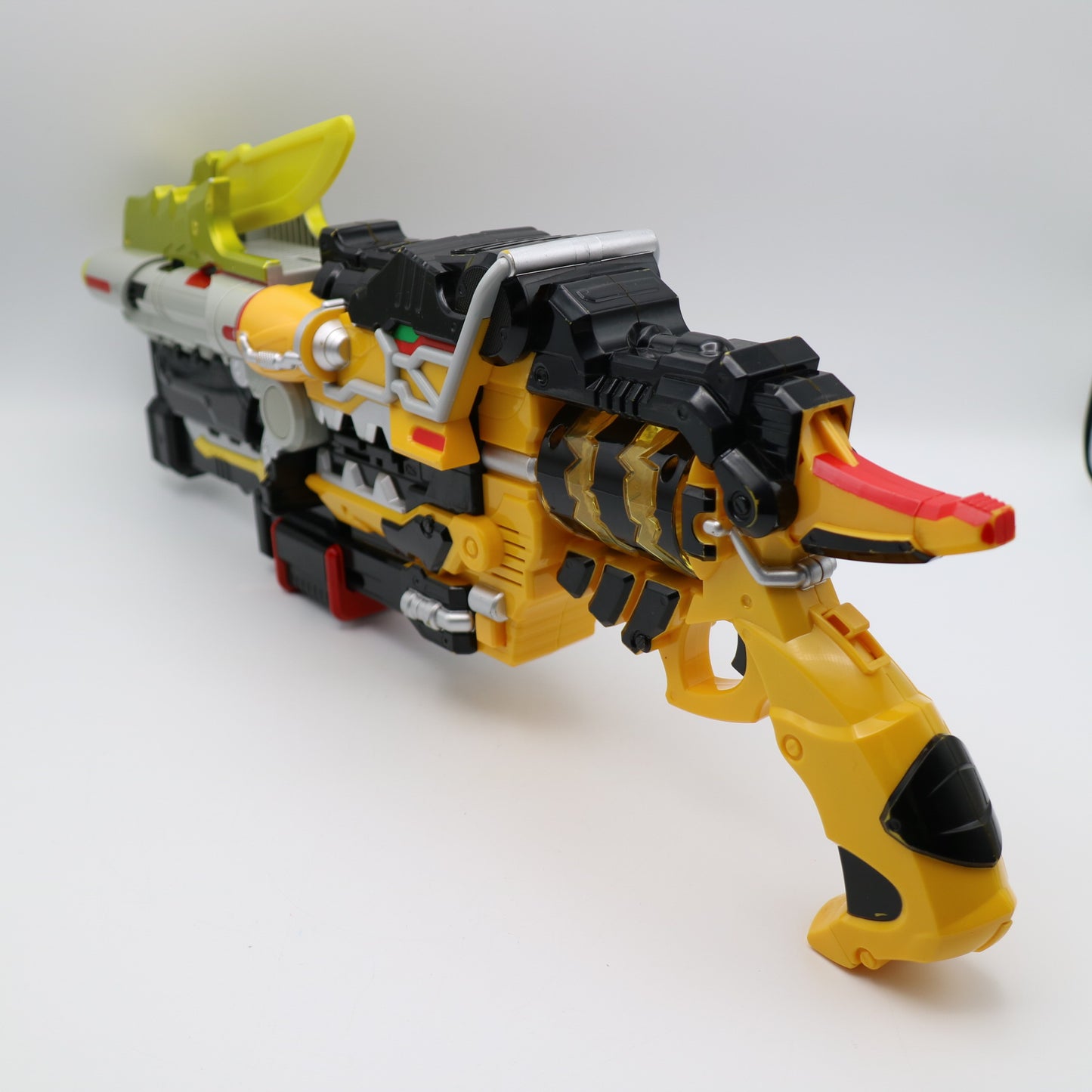 Dino Morpher,Dino Saber,Dino Com/Power Rangers Dino Charge-Gaburevolver,Gaburicalibur,Mobuckle/Zyuden Sentai Kyoryuger