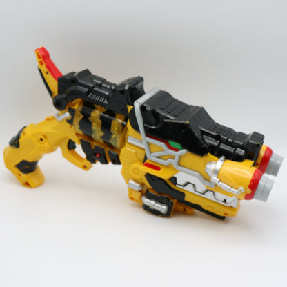 Dino Morpher,Dino Saber,Dino Com/Power Rangers Dino Charge-Gaburevolver,Gaburicalibur,Mobuckle/Zyuden Sentai Kyoryuger
