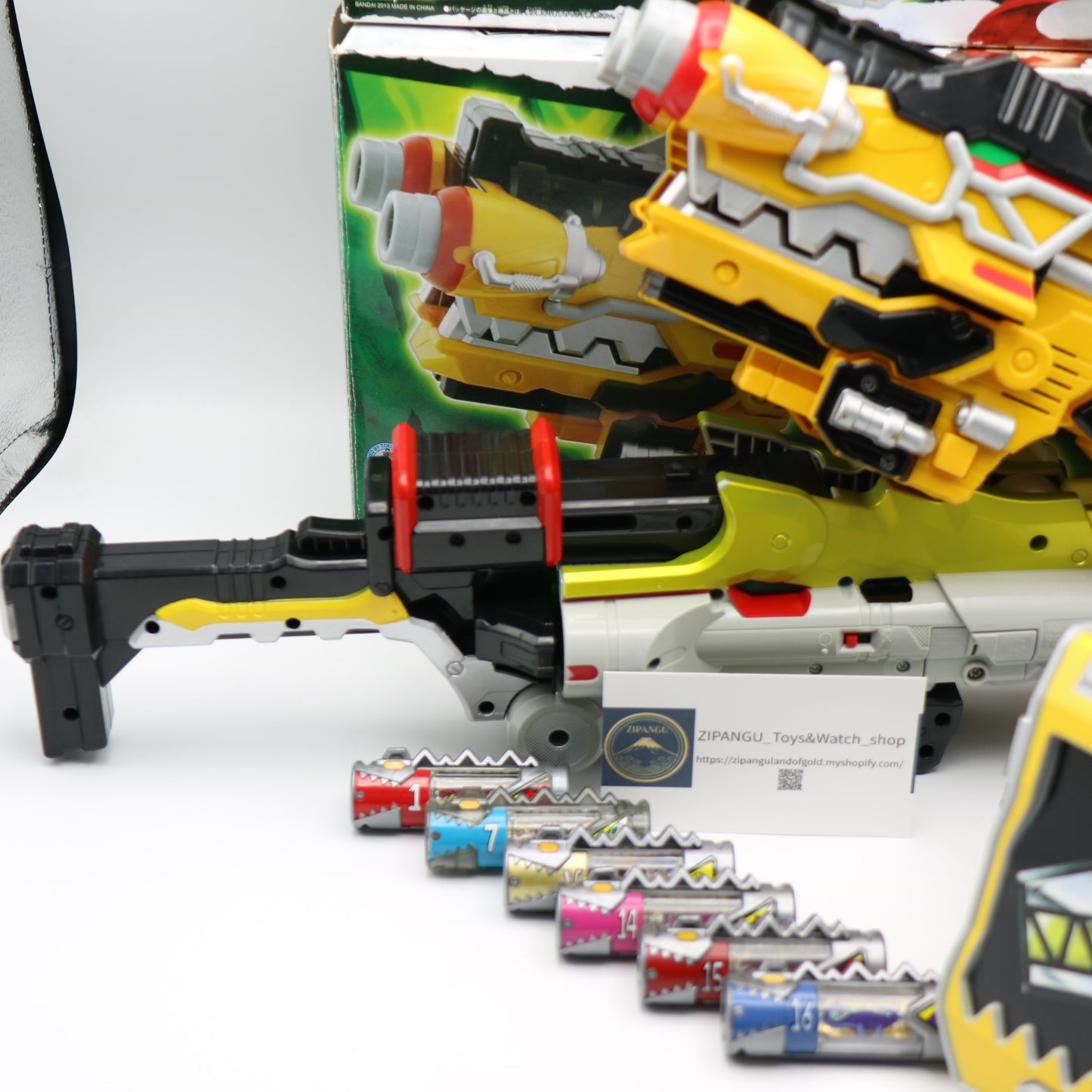 Dino Morpher,Dino Saber,Dino Com/Power Rangers Dino Charge-Gaburevolver,Gaburicalibur,Mobuckle/Zyuden Sentai Kyoryuger