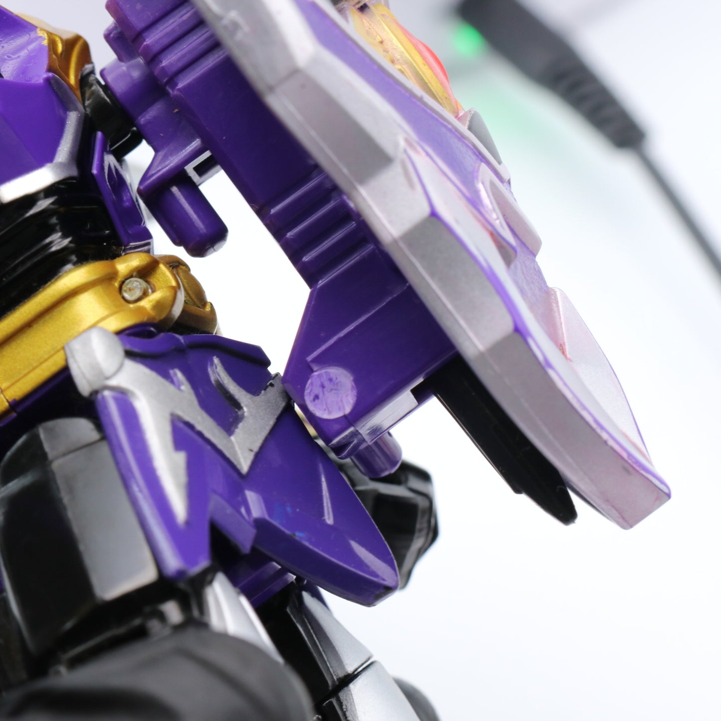 Koragg the Knight Wolf/Power Rangers Mystic Force - Wolkaiser/Magiranger