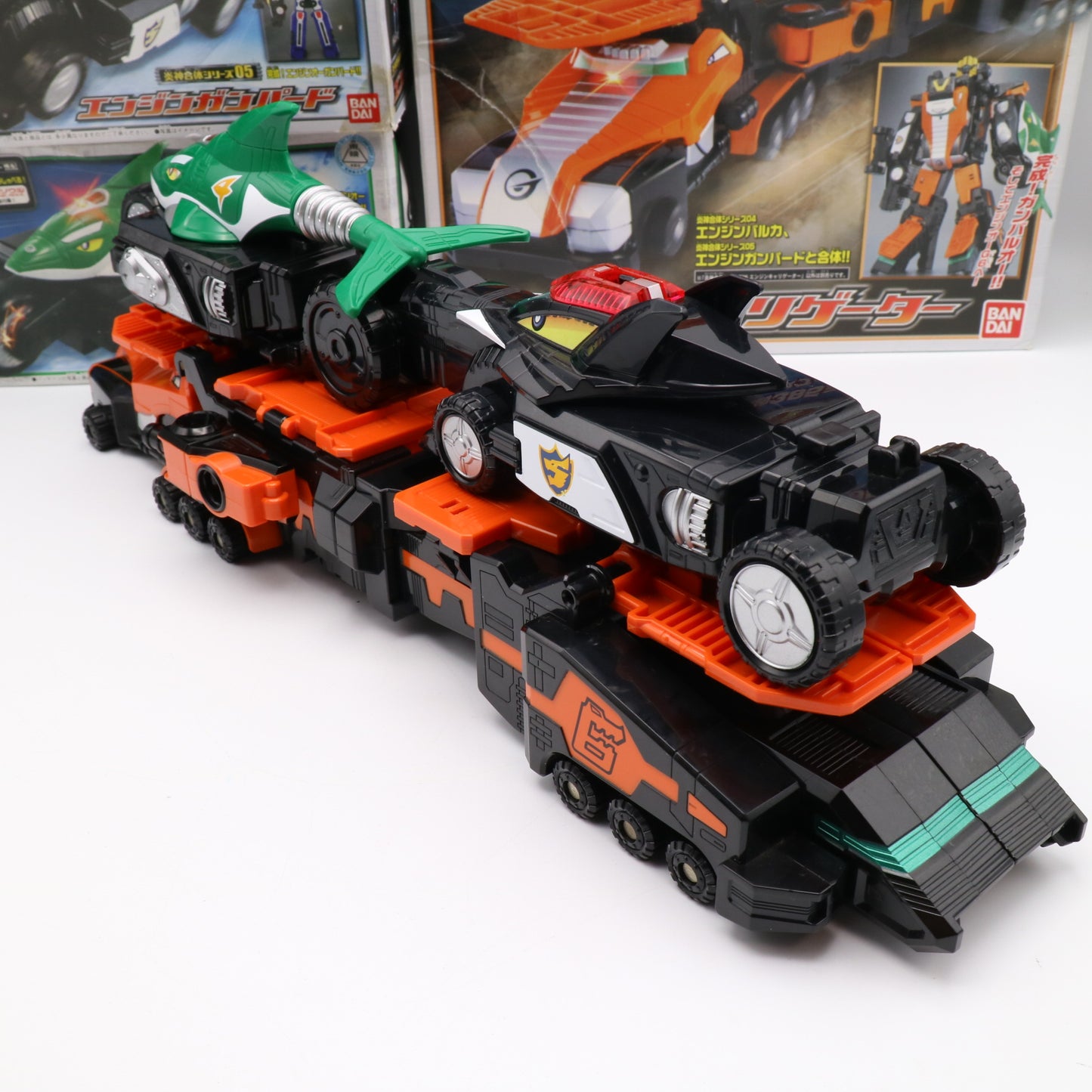 ValveMax Megazord/Power Rangers RPM-GunBir-Oh/Engine Sentai Go-Onger